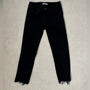 ACNE BLACK CAPRI JEANS SIZE 2